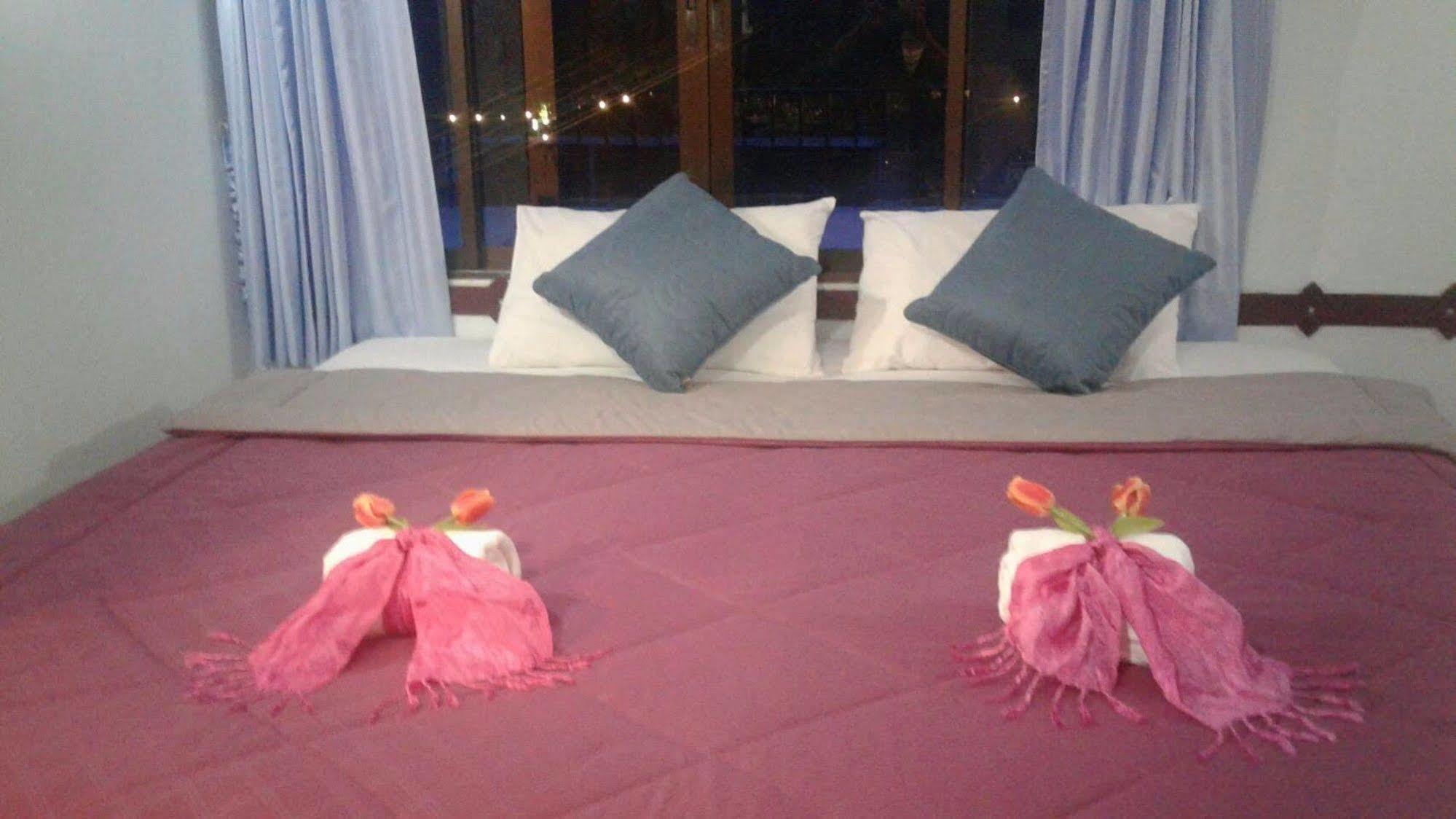 Khaolak Traveller Lodge خاو لاك المظهر الخارجي الصورة